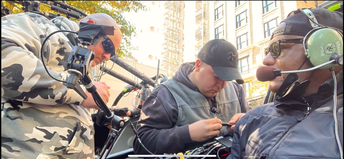 LewisJohnsonMG's tweet image. Forever amazed at the superstar techs that took us from rehearsal…to the race up close…to the podium in Central Park. Congrats to @nyrr on returning this global event to the 5 boroughs &amp;amp; to my TV teammates. Bravo all! 
(JA…no Twitter acct.?)
#TCSNYCMarathon #50yearsrunning