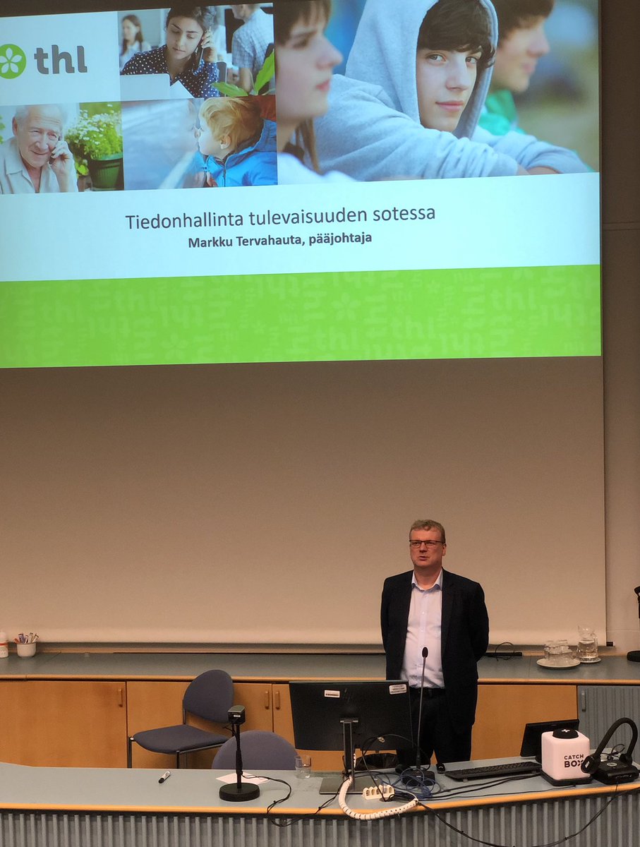 Hieno päivä 10. Odotettavissa koko maassa foorumi ja @tiha_uef 20-vuotisjuhla Kuopiossa. Puhujina päivän aikana monia mielenkiintoisia esiintyjiä. Päivään mahtui myös mukavia kohtaamisia entisten opiskelukavereiden kanssa🤩 Kuvissa <a href="/ksaranto/">Kaija Saranto</a> Minna Mykkänen <a href="/VJormanainen/">Vesa Jormanainen</a> <a href="/mapetti/">Markku Tervahauta</a>