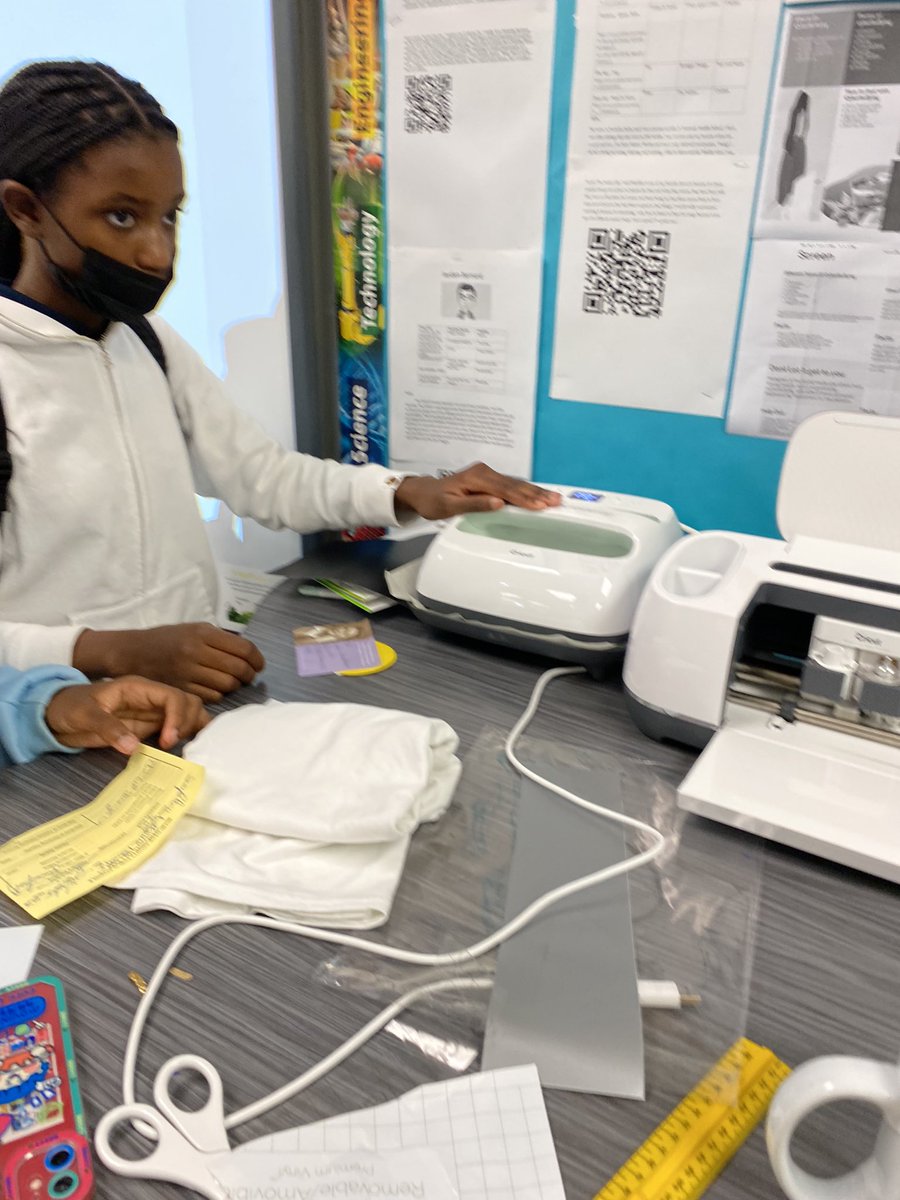 stem_jfk's tweet photo. Cricut Design in Engineering class. Excellent collaboration Ms. Taylor. @stem_jfk @JFK_Middle @1pamtaylor @CostaDevito @CTEMiami https://t.co/2N0QNtS8Kz