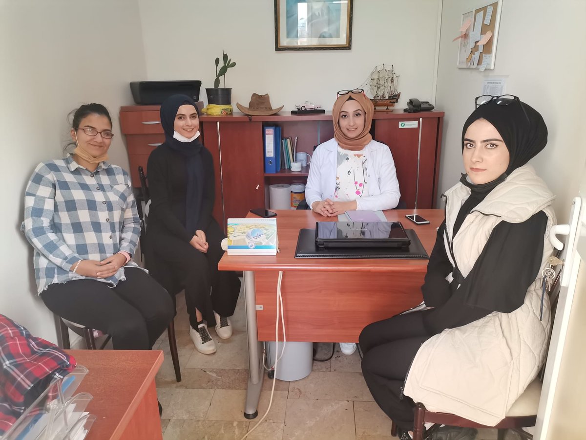 akcankayagenc's tweet photo. Hanım komisyonu olarak yürütme kurulu üyemiz Yasemin Gülmüş'ü iş yerinde ziyaret ettik.

Misafirperveliği ve hoş sohbetleri i��in kendisine teşekkür ederiz. 😊

#MarkaGençlik

@eyupkadirinan
@burakyildiz06
@mustafahasgul
@muratceylan_tr https://t.co/TgFnxXXqcS