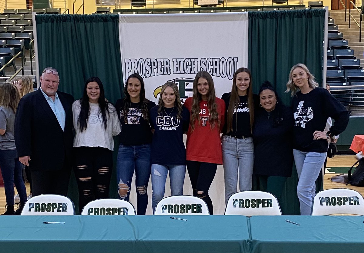 PHSFastpitch's tweet photo. We are SO PROUD of our Seniors‼️
🎓💚🦅

#HailState @HailStateSB 
#GoCoogs @UHCougarSB 
#LanceUp @CBUSoftball 
#GoTerps @TerpsSoftball 
#WreckemTech @TexasTechSB 

@PISD_Athletics @ProsperHS @Gosset41 @HSwfaa @DMNGregRiddle @MWelchSLM https://t.co/EDwC24nliW