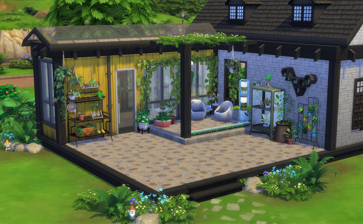 SraSimmer's tweet image. Enol sigue malo y tengo poco tiempo pero hice un pequeño patio con invernadero para probar el Kit, adoro las plantas así que me gustan todas 🌱
Gracias a #EACreatorNetwork por el código.