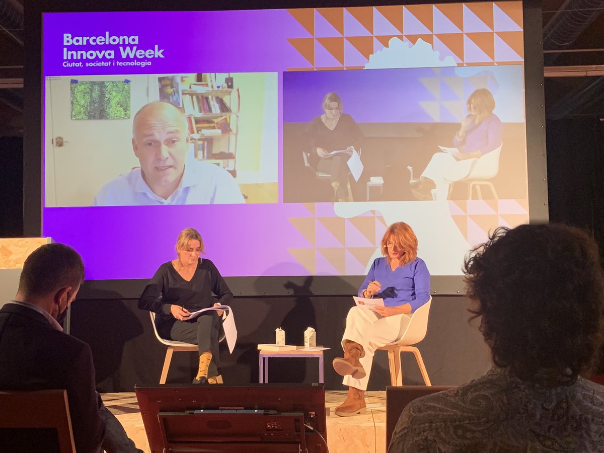 AntoniNoguera's tweet photo. “El concepte d’startup avui en dia ha canviat molt respecte fa 20 anys, s’ha convertit en un procés per aixecar diners, no per solucionar problemes” @lpbreva @mitpress

#BarcelonaInnovaWeek https://t.co/5ZAC5ULRTY