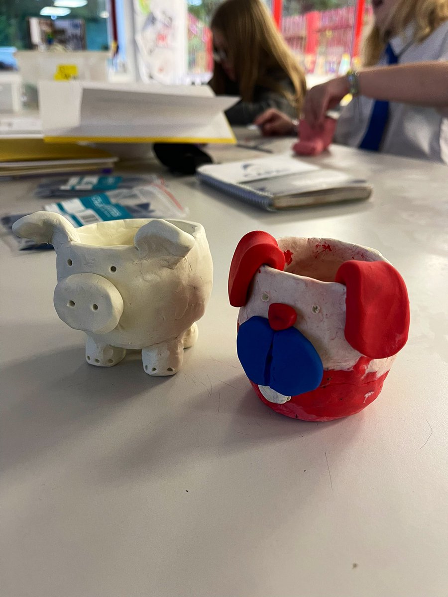 TAC_ADT's tweet photo. Our wonderful clay club is off to a cracking start with Miss Harris and Mrs Hoban 😍🙌🏻 

Designs done, plasticine maquettes in the making, clay next! ✨🙌🏻 

We can’t wait to see the finished products 🗓😱🤩 

🗣@MissDearnley_ #INVOLVE #ADT #ClayClub #3DModels https://t.co/gTEPyNvkXk