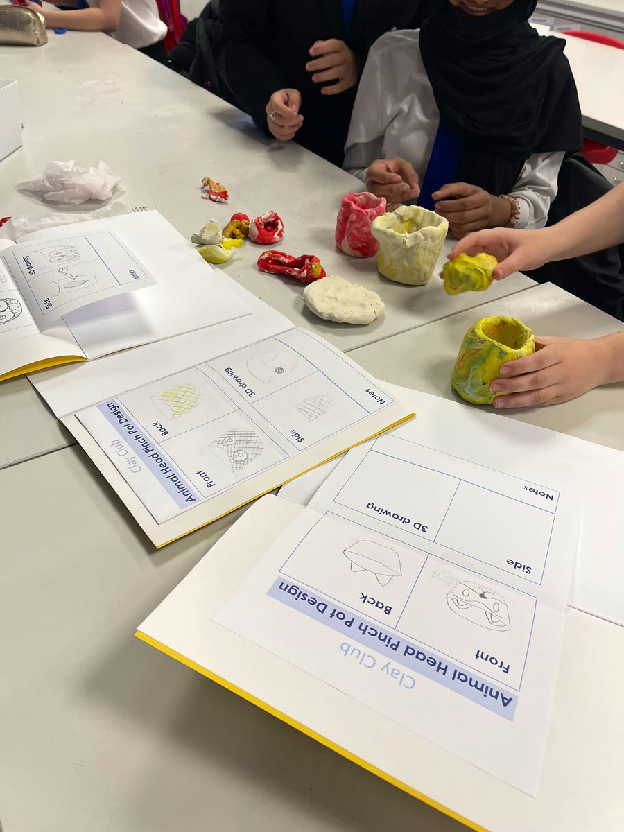 TAC_ADT's tweet photo. Our wonderful clay club is off to a cracking start with Miss Harris and Mrs Hoban 😍🙌🏻 

Designs done, plasticine maquettes in the making, clay next! ✨🙌🏻 

We can’t wait to see the finished products 🗓😱🤩 

🗣@MissDearnley_ #INVOLVE #ADT #ClayClub #3DModels https://t.co/gTEPyNvkXk
