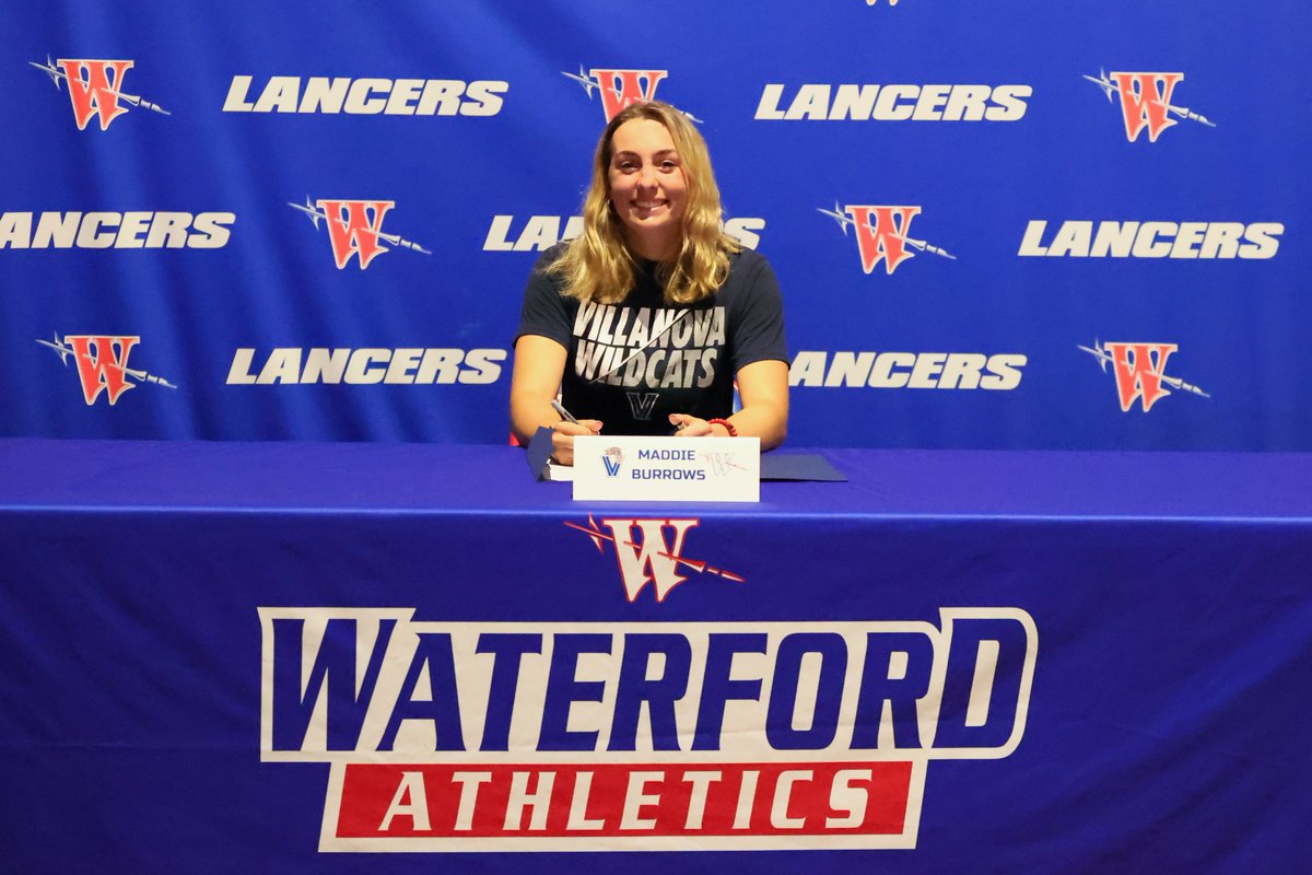 WTFDLANCERSOFT1's tweet photo. Congrats @BurrowsMaddie! Lancer softball was VERY PROUD to be a part of your very special day! So many great days ahead for you...can't wait 'til the spring!
@lancer_sports1 @VUSoftball @bridgetorchard   @ciacsb @GameTimeCT @GoECCAthletics https://t.co/RmgbIZbgVt