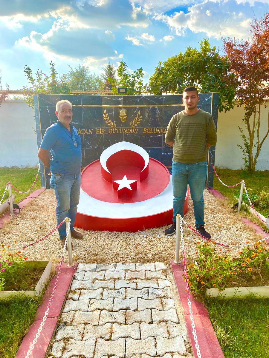 Fuatime45473935's tweet photo. @AhyYener @suleymansoylu @muhteremince @jandarma @bingolvaliligi Vatan ve bayragım için canım feda https://t.co/PvOPXNWXmy