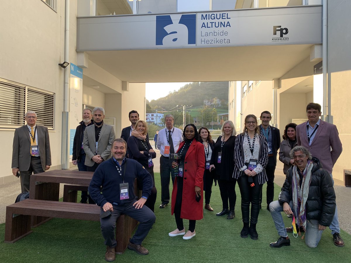 Ef_VET's tweet photo. Study visit @Miguel_Altuna Altuna  school - collaboration agreement with companies and training people for a new #era like #digitalisation #newwaysoflearning https://t.co/bzyHHNh7H4