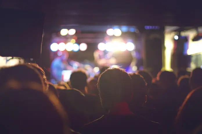 SoyValor's tweet photo. Conciertos con responsabilidad ambiental 🧑‍🎤

Lee la nota de @Earthgonomic aquí 👉 https://t.co/LRCFMyjq34 https://t.co/esZZVZMsXf