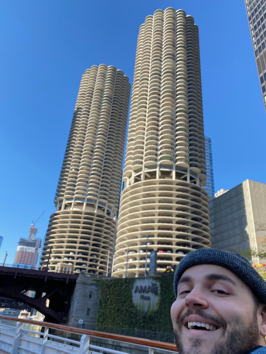 Whtemchaluvbear's tweet photo. Peak happiness achieved. @Wilco https://t.co/Iyx96Lq1Ut