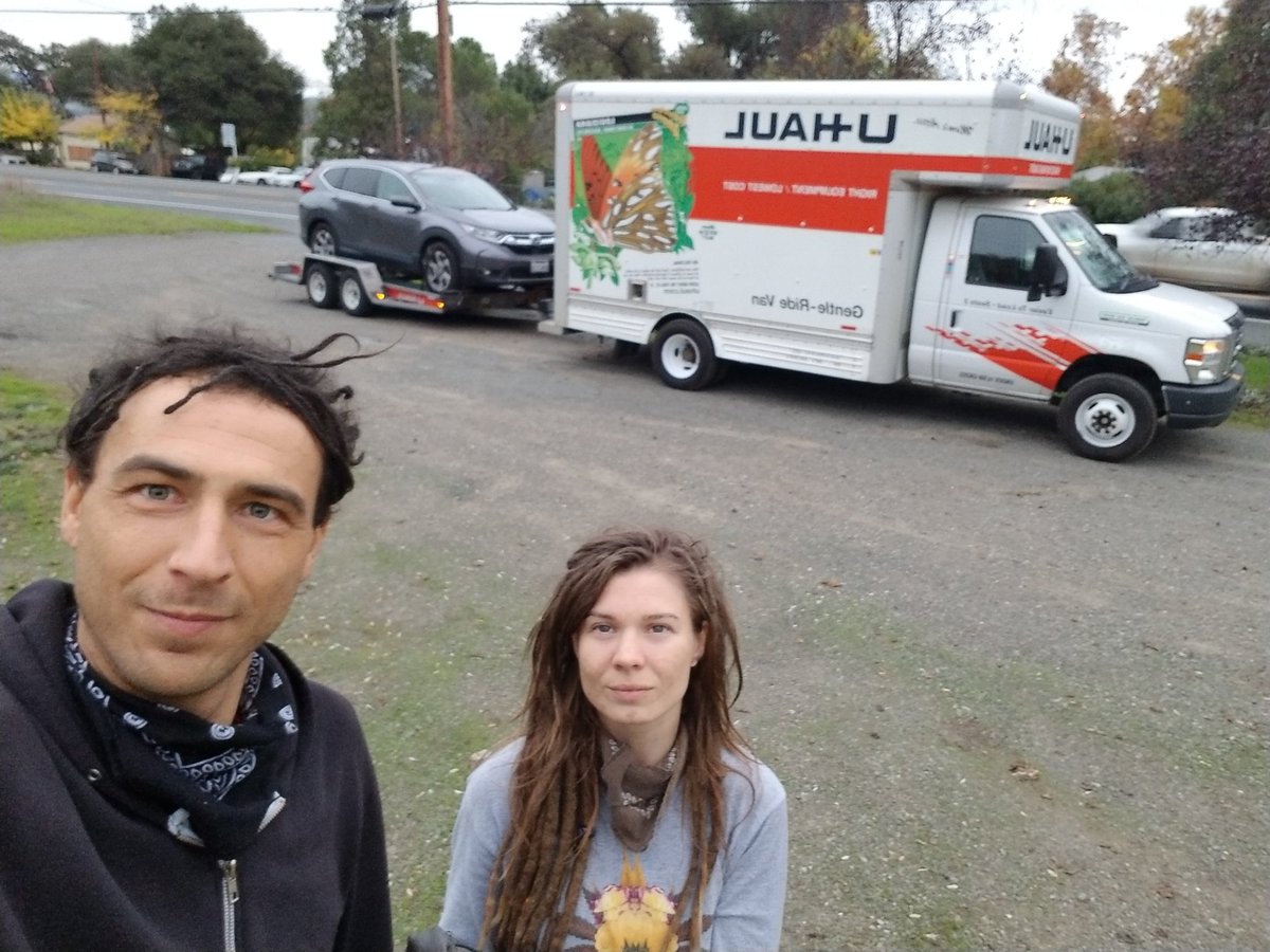 FOESAD5150's tweet photo. #dointhedamnthing #movingday #peaceout #lakecounty #truckandtrailor #throughthestorm #dailypicture #104 of #2021 #yeart10
@uhaul #uhaul @Honda #honda #crv https://t.co/opFMKipC14
