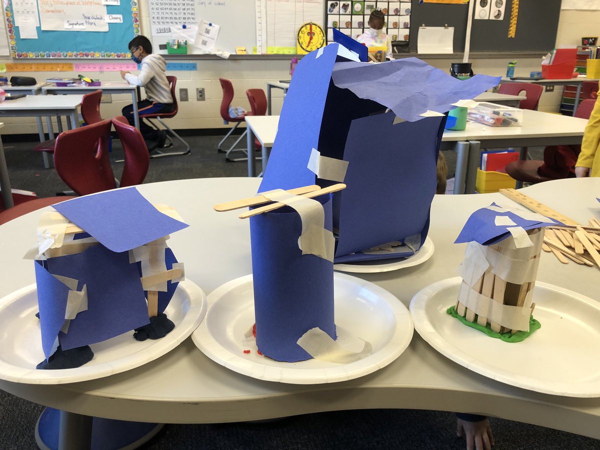 MrsLauersClass's tweet photo. Blizzard STEM- Can your house withstand the wind (fan)?! https://t.co/CgamMwauLv