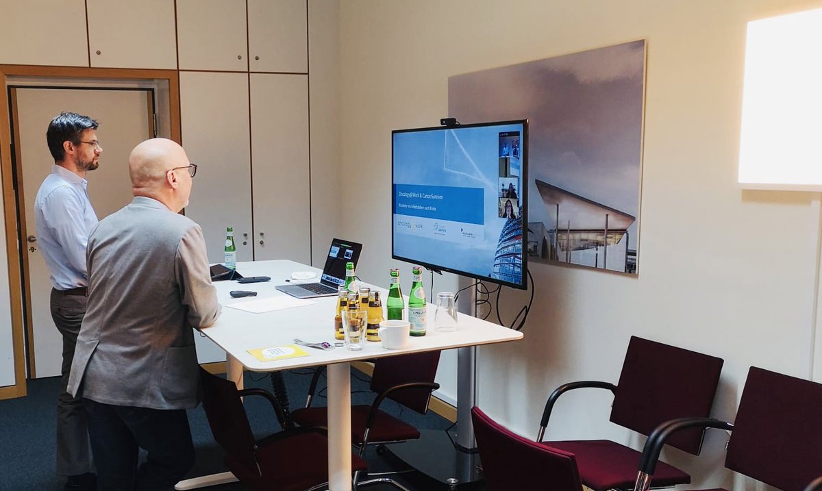 Heute live aus #StudioWashington in Berlin <a href="/MillerMeier/">Miller & Meier Consulting</a> gemeinsam mit Stephan Pregizer zu Herausforderungen bei der beruflichen Wiedereingliederung von Menschen mit einer Krebserkrankung. @faybie_mary