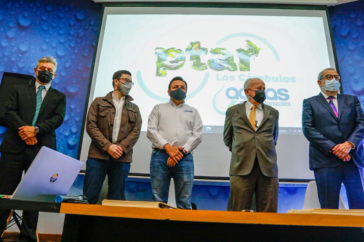 aguasmzl's tweet photo. Nos hace felices contarle a Manizales que con la firma del contrato para la construcción de la PTAR, entramos en la recta final para empezar a limpiar las aguas del río Chinchiná, generar cerca de 320 empleos y regalarle a nuestra ciudad un proyecto de gran impacto ambiental. 💦 https://t.co/2aQPoxG4VD