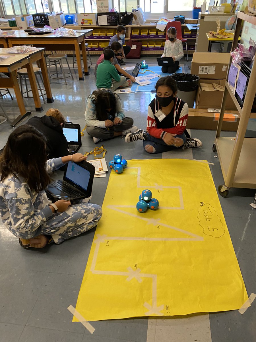 Jane Hodge tweet media