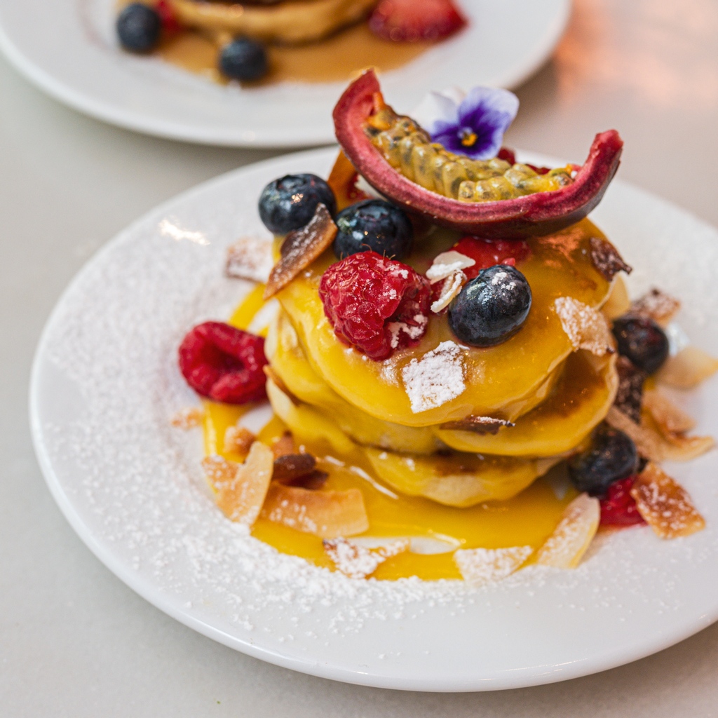 discover_must's tweet photo. Top 8 brunchs en Barcelona 🥞

Por @barcelona_barcelona 🤓

Recuerda que en app encontraras la lista completa con  Link en bio 📱

#Spain #Cataluña #Barcelona #Brunch #TopBrunch #Foodie #verano #mediterraneo #foodporn #brunchbarcelona #discovermust https://t.co/Q7rNeFCBCC
