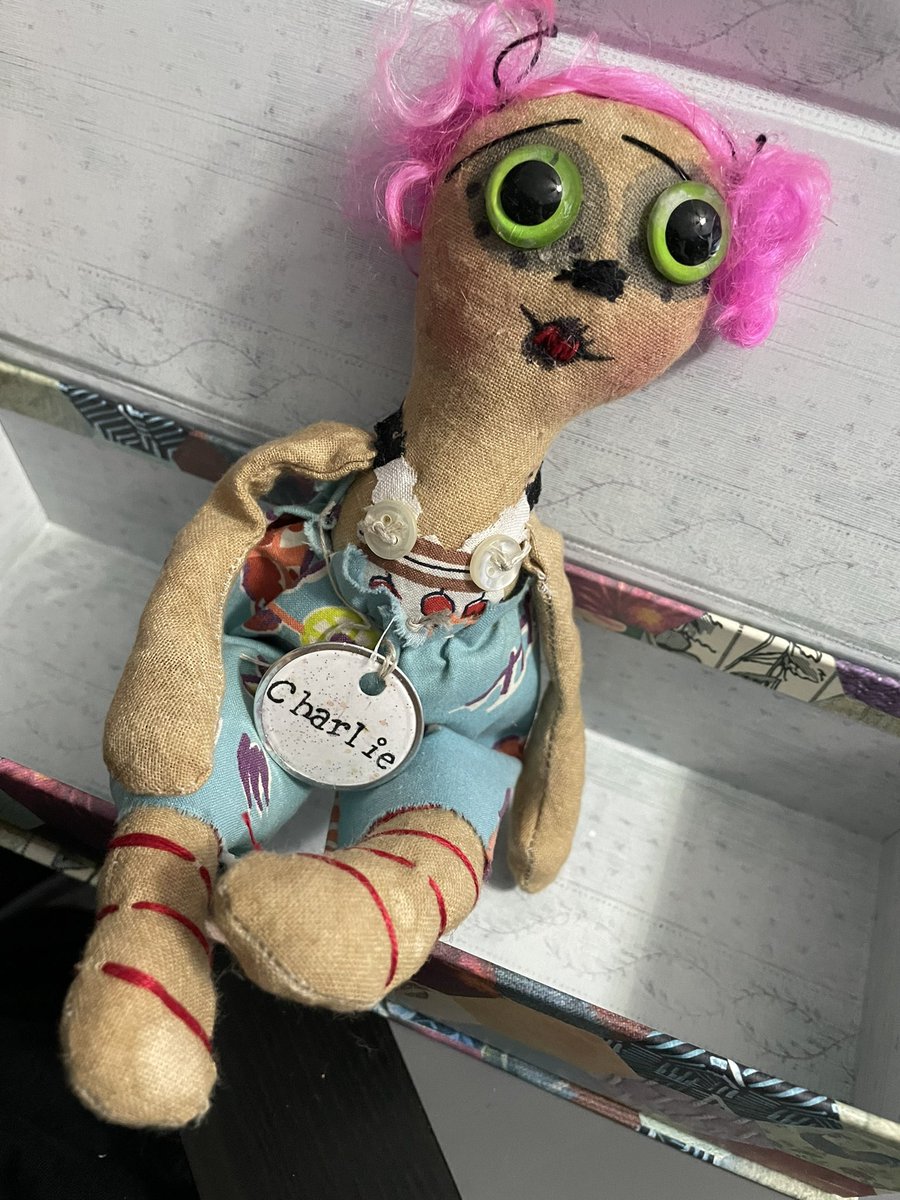 ResinMelody's tweet photo. A friend helped me snag this girl a bit ago when I was over my dolly budget. 😍💗

These dolls from Blackhorn Fiber Farm are one of very few exceptions to my “BJD only” rule in doll collecting - I love how unique &amp; charming they are!

#ihavethebestfriends #handmaderagdoll https://t.co/FGNq7zJrpR