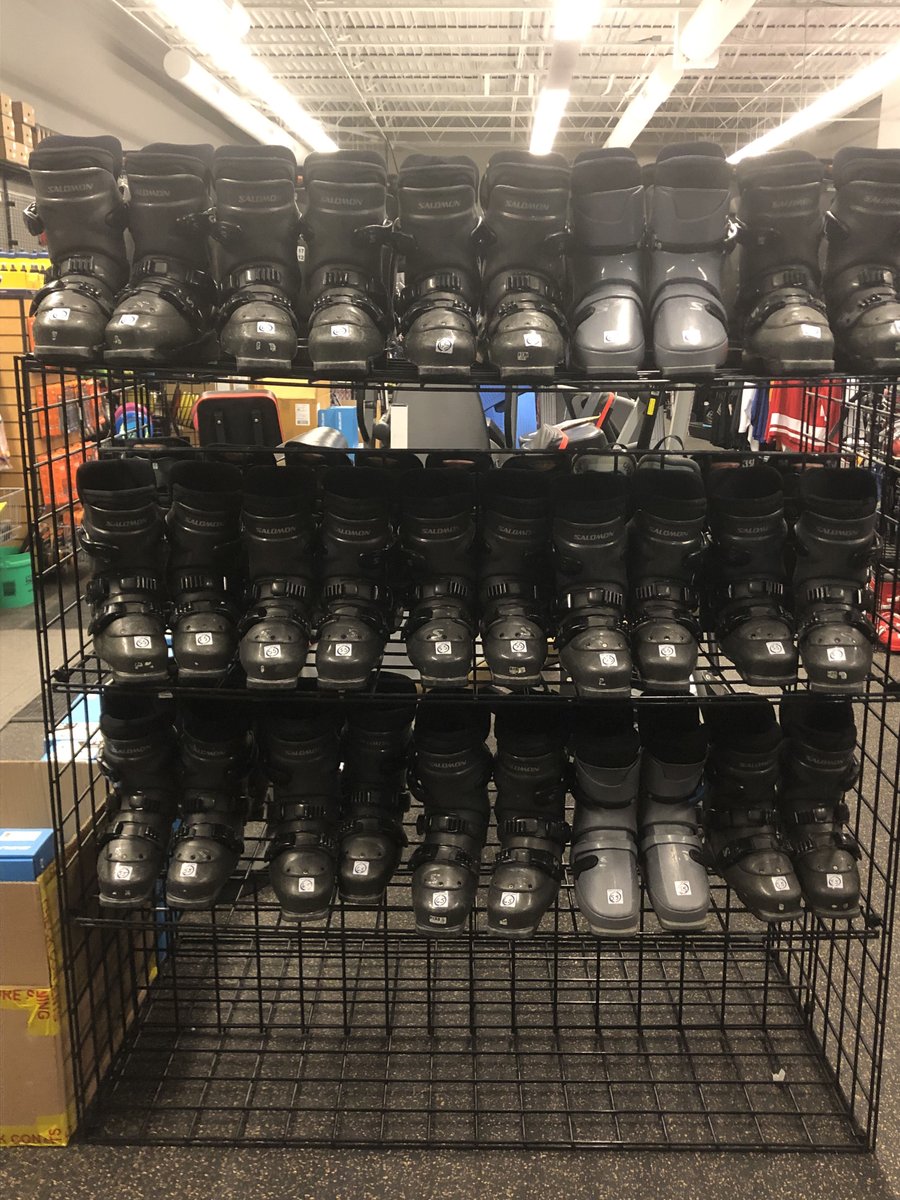 piasclawson's tweet photo. THEY’RE BACK!!!

AFTER MUCH REQUEST FROM LAST YEAR CLEARANCE SKI BOOTS ($9.99) HAVE RETURNED!!!

Make sure to get in as soon as you can because sizes vary and these things go fast!

WANT THEM FOR FREE?!?! Bring in your old or outgrown sports stuff or winter gear!! 💵🎿🙌🏻 https://t.co/txHmgPh0Pp