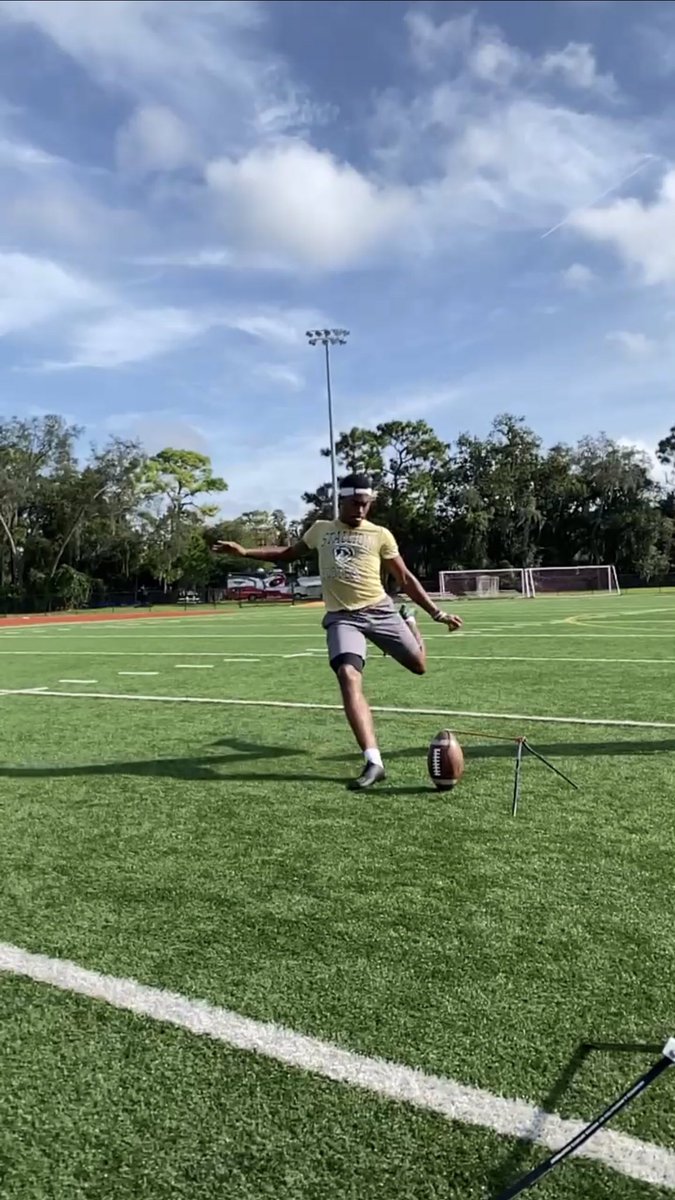 joshharv03's tweet photo. This kid is going places!!!#alldayeveryday #kicker #GoTigers @fodsa2020 https://t.co/aPBsvSQ7HD