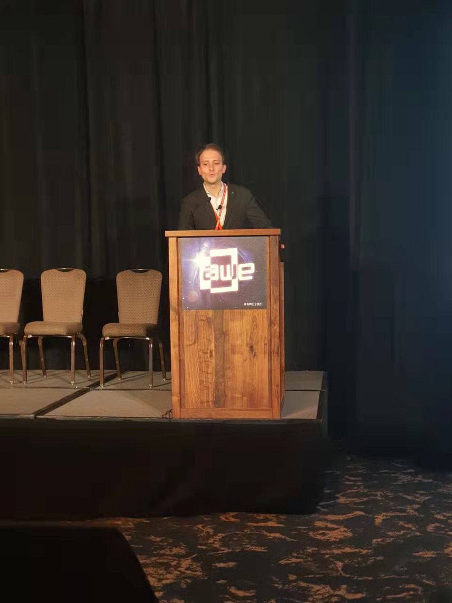SkarredGhost's tweet photo. We giving my speech about #HitMotionReloaded at #AWE2021... I was a bit nervous on the stage, but it was a cool experience! And it was great also to meet the #VR #fitness guru @CixLiv there! https://t.co/5hgYwcJI79