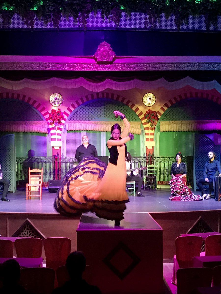 24 HOURS IN #SEVILLE? 😍🇪🇸 How would you spend your free day in the capital of Andalucia!​? ☀️ 👑 🍷 💃 

If you're keen to embark on an Iberian adventure, join our #CSIberianExplorer 👉 bit.ly/3mZCJQJ