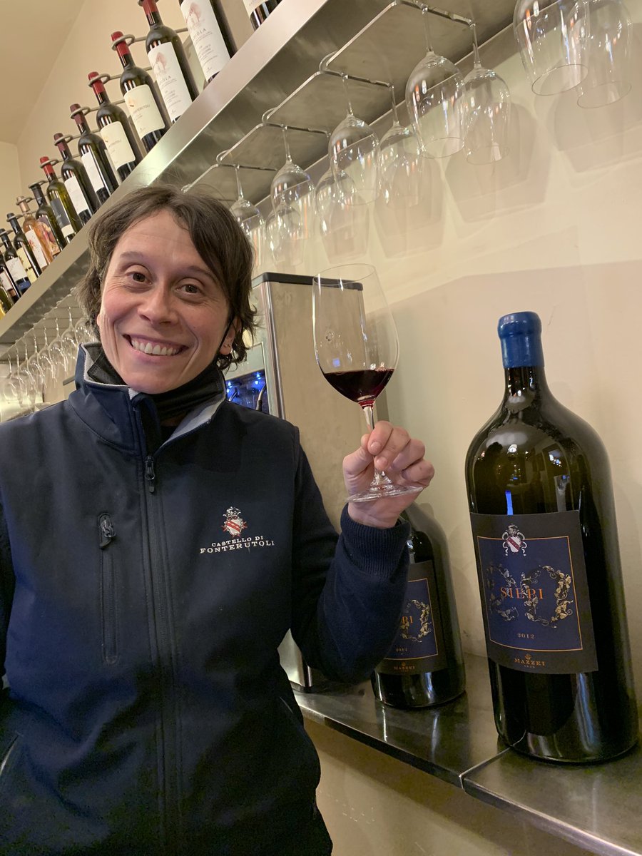 pepemitzy's tweet photo. Let’s have a sip with my favorite wine ,Siepi😍 Cheers to all wine lovers !! @WineSelfies @fonterutoli28 #Siepi1435 #siepi #CastellinainChianti #Chianti
#Merlot #Sangiovese #wine #wineselfie #wineselfies https://t.co/cSlNCvhr49