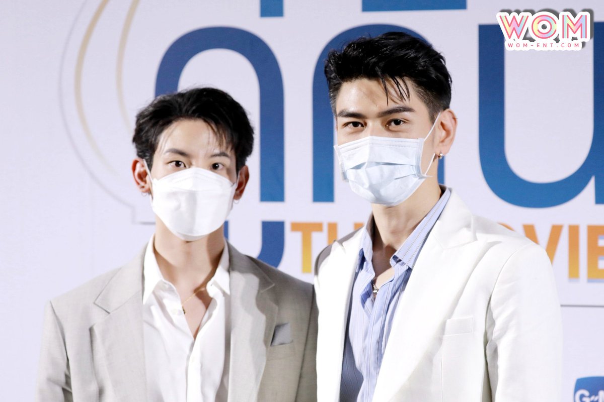 mikeytoptap's tweet photo. They are okay, respect them as people and actors! Both are so handsome here! 2gether the Movie Red Carpet  @mmikesiri  @Toptap_jirakit #เพราะเราคู่กันTheMovie  #MikeToptap #mikechinnarat #toptap_jirakit #ManType https://t.co/71F7P6ofU1