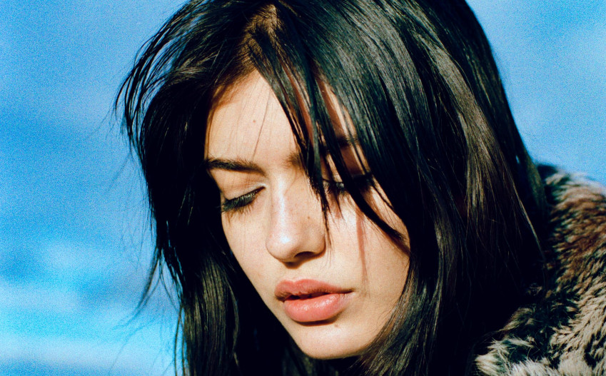 thefader's tweet photo. U.K. producer yunè pinku breaks out with energetic debut “Laylo.”

https://t.co/XlXbmB2kEp https://t.co/Eu9WdiF0xy