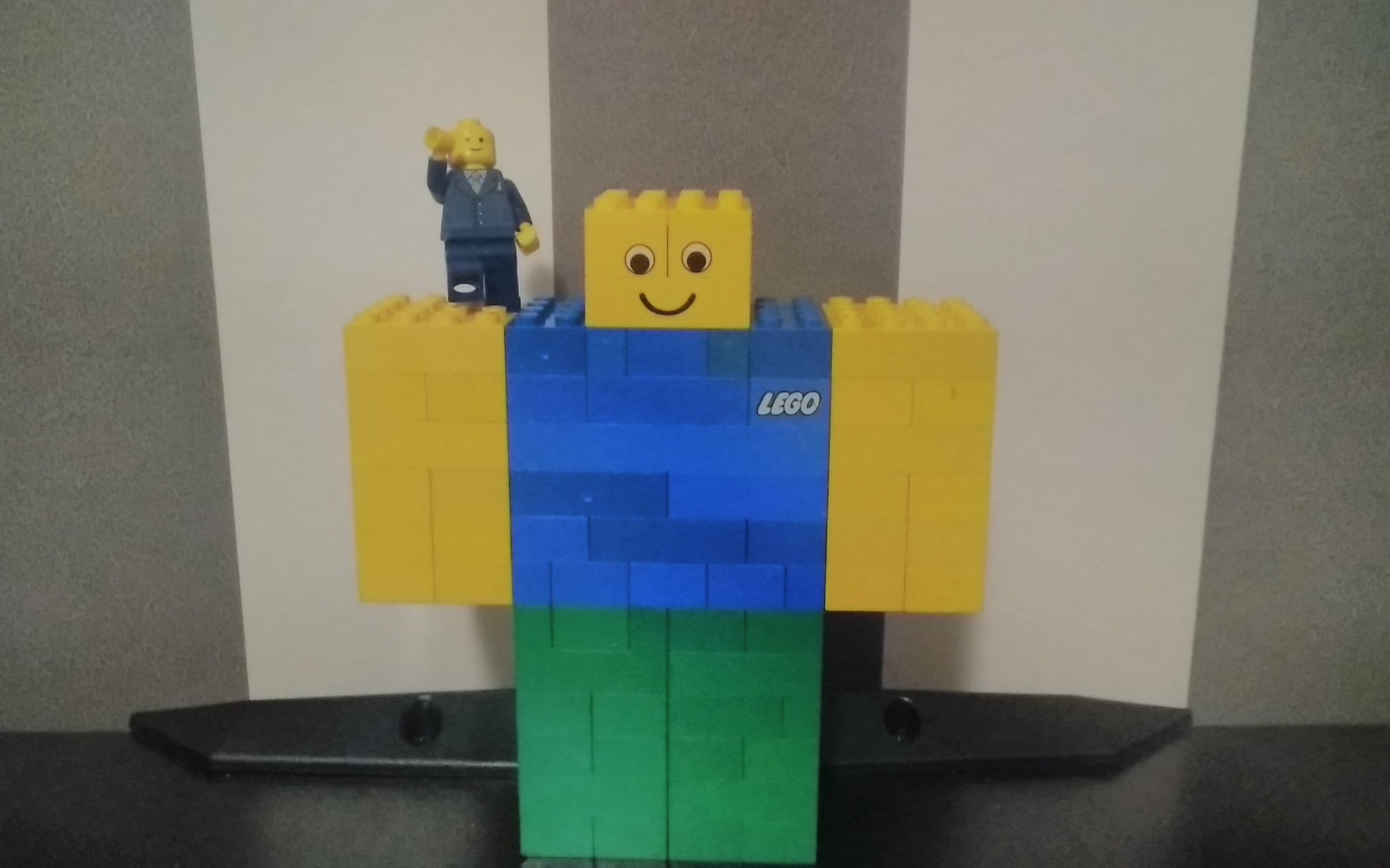 Jospla on X: Hello everyone I just made this guy out of Lego @Roblox # Roblox #RobloxDev #robloxart #RobloxDown #RobloxUGC #RobloxMUGEN #noob / X