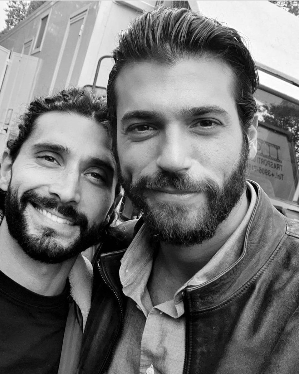 monica_am2's tweet photo. Hola Cancito, sonrisa y hoyuelito!.
Lo hago por ustedes dice!, 😅 un poco a dos velas sí que estamos!. Gracias Marco, que haríamos sin ti!...

♥️ #CanYaman https://t.co/MIRzK5QTrG