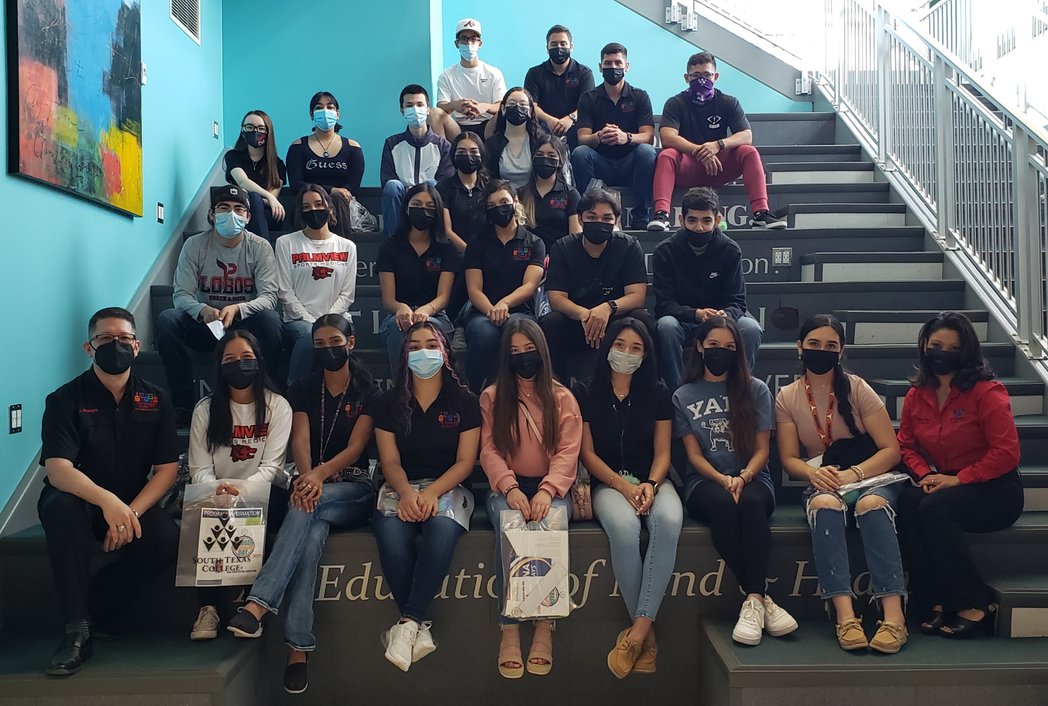 LuisCBocanegra1's tweet photo. Our Academy students had the opportunity to learn about the amazing opportunities offered by our higher education partner @stcjaguars. They attended the Career Exploration Day and gained valuable knowledge about different careers. 
#PERSIST #ACHIEVE #SUCCEED https://t.co/AY2TwHus44