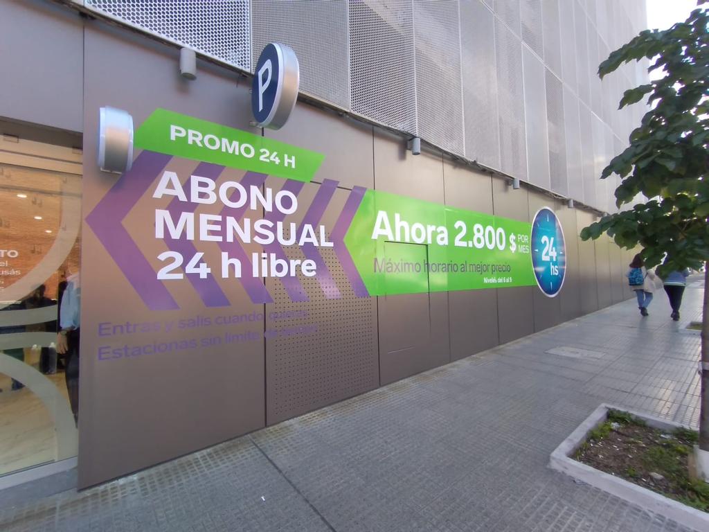 diariolaruy's tweet photo. #ASESP Asociación Española inaugura Smart Parking que ayudará a descongestionar la zona. El parking cuenta con dimensiones muy cómodas, excelente vigilancia y beneficios para sus socios. https://t.co/PFm0DRcWvF