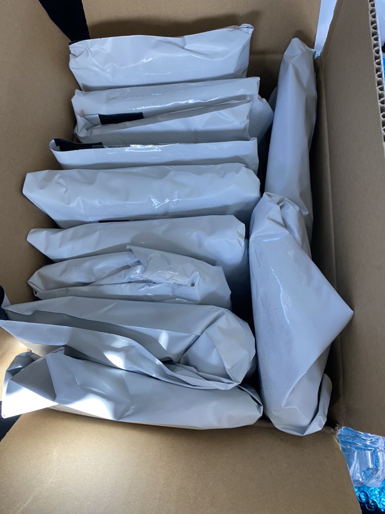 hvngos's tweet photo. shipping out scars fc today! #hvnups https://t.co/5R2fl7tPCb