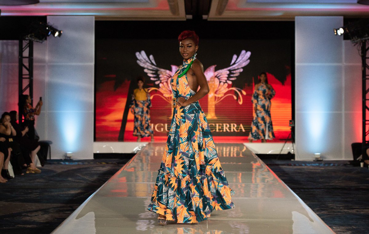 ByMiguelBecerra's tweet photo. @withregram @vippageantry @MIGUELBECERRA_ #nyfw @nyfw #fashionmodel #miguelbecerradiseรฑador #newyorkfashionweek #vogue #fashiondesigner #fashionphotography #newyorkfashionweek2021 #runwaymodel #multimediamel #nyfw2021 @nyfw #pageant #IAMVIP #vipevents #vipmodels https://t.co/LYghQrBvw5