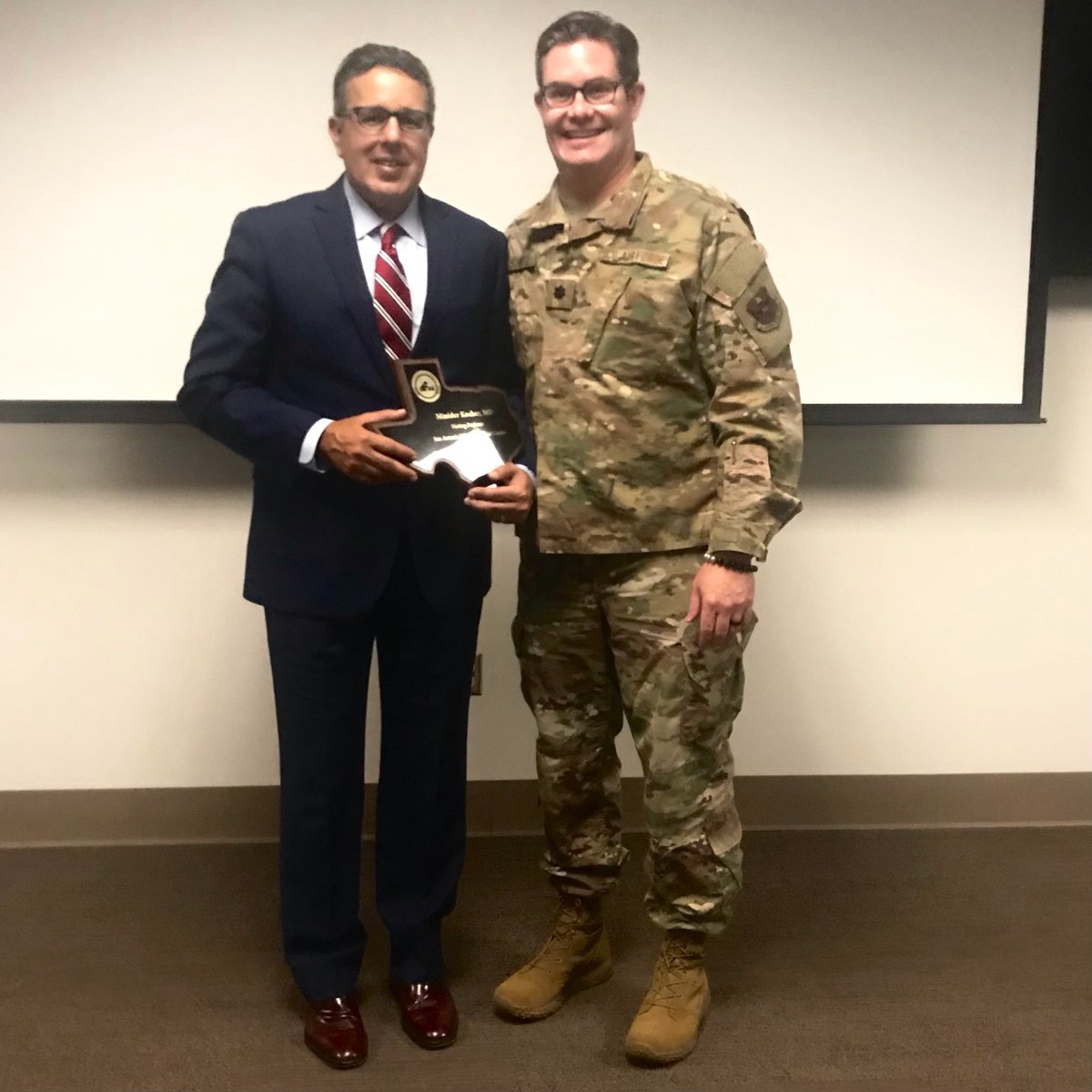 Thanks to <a href="/POSNA_org/">POSNA</a> President Dr. Kocher for being this week’s Visiting Professor. Great journal club and discussion on pediatric ACL injuries and orthopaedic clinical effectiveness.