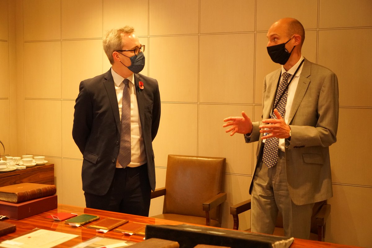 DCMS's tweet photo. A unique assembly of work from some of the UK’s favourite literary talent such as the Bronte sisters 📖

Lords Minister browses the impressive Honresfield collection today at @Sothebys 

#SaveTheHonresfieldLibrary | #Bronte https://t.co/tfd1KKLXw9