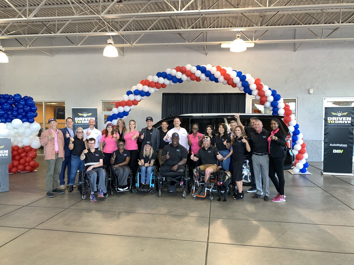AutoNation's tweet photo. We’re proud to partner with @TrueCar once again to support veterans through the #DrivenToDrive initiative. Thank you Colonel @IamGregGadson for more than 26 years of service and dedication to our country. Enjoy the open road in your new vehicle! #DRVPNK https://t.co/0gVcVu7VFC