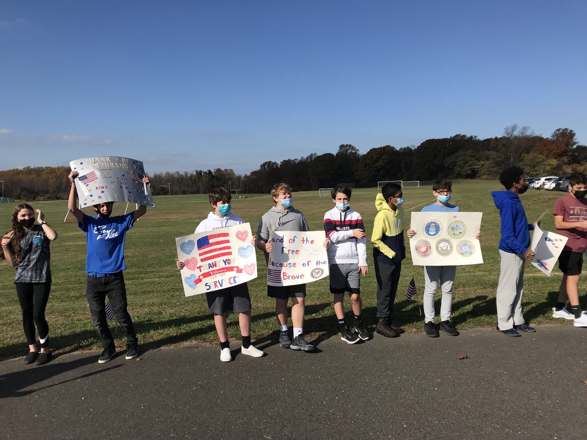 RRickman20's tweet photo. Some highlights from Maple Point Middle School’s parade for Veterans Day this morning. ⁦@Neshaminy_SD⁩ https://t.co/9xq8VL6bDj