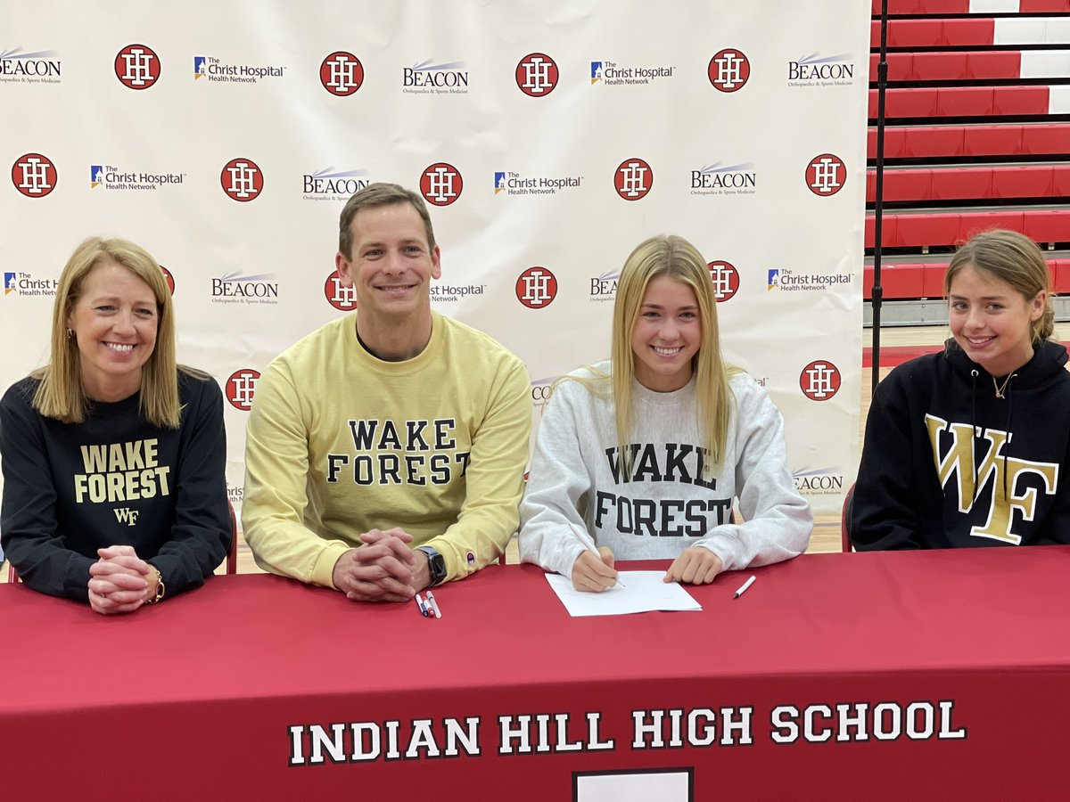 ihbravesad's tweet photo. National Signing Day is Here‼️👏🏽👊🏼🙌🏽
Today #Bravesnation celebrates our seniors @WillAdair6 - Cleveland State,- @AnnieIsphording - Johns Hopkins, @ellariggs22 - Furman &amp; @ewhale22 - Wake Forest. Big 🗣out to the families as well. With out them this day doesn’t happen! Go Braves‼️ https://t.co/CgMrid8DFM