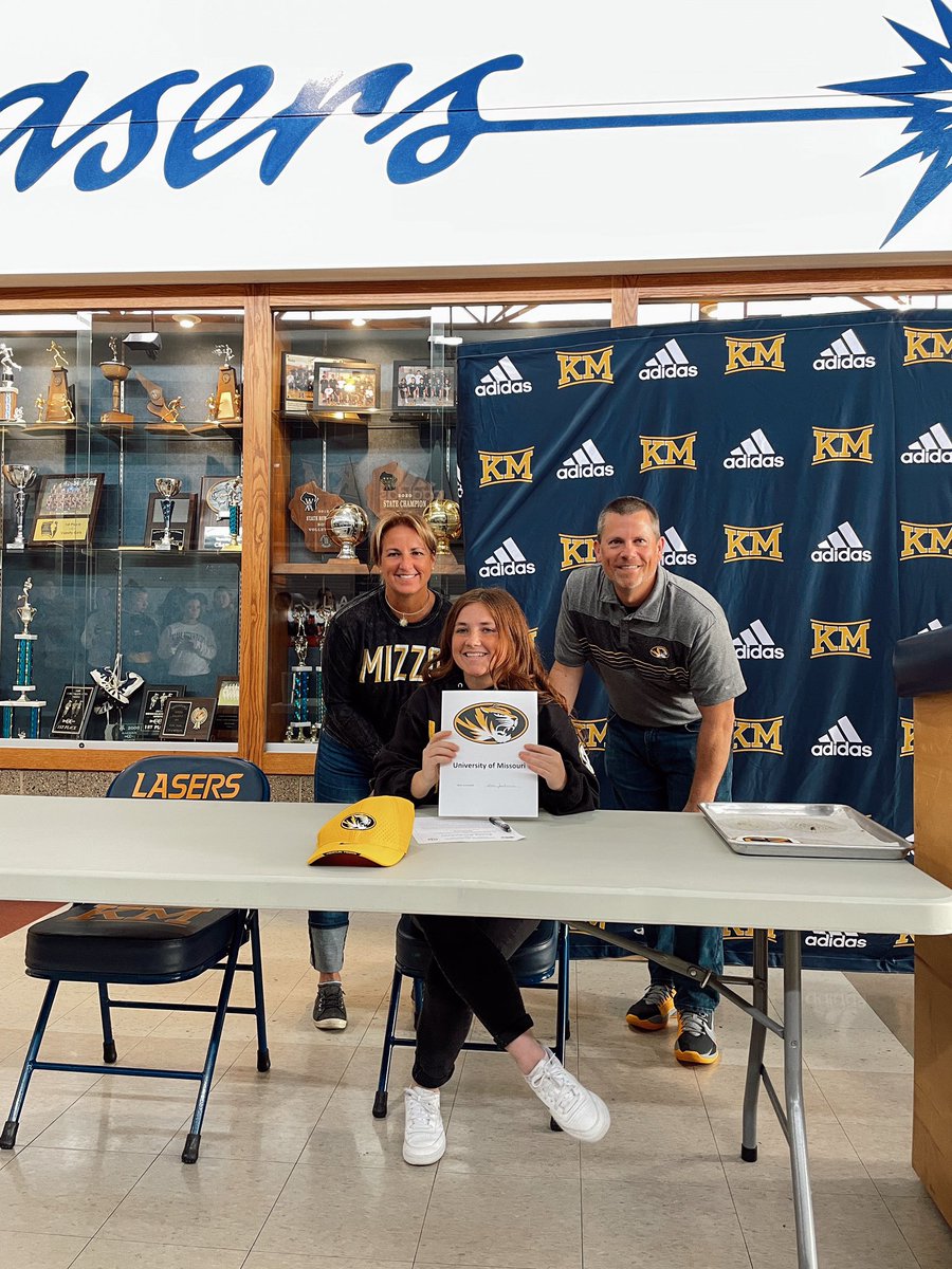 KMHS Girls Soccer tweet media