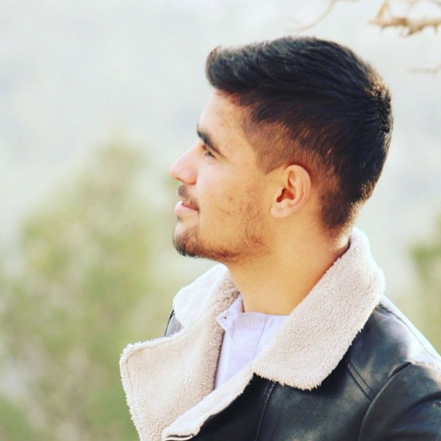 ahmadbilalyaser's tweet photo. -
"إنَّا إلى اللهِ، ما الدُّنيا لَنا سَكنُ"
همانـا ما به سـوی الله بـازمیگردیم 
ودنیـا جایگـاه ما نیست ...
#khilafah
#timeforislam 
@HTAFMediaOffice 
@s_mustanir https://t.co/lN7gMSAGzF