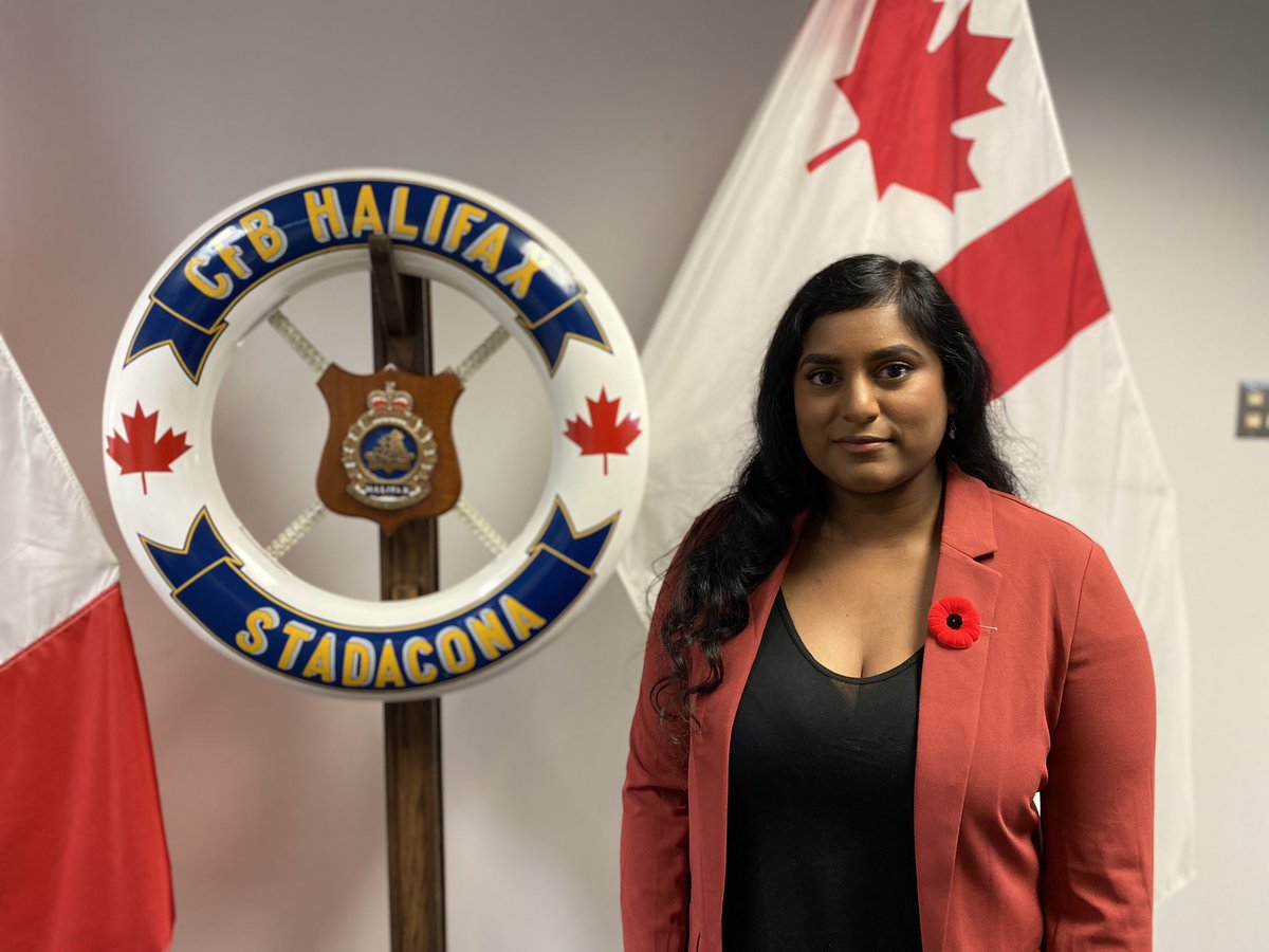 CFB_BFCHalifax's tweet photo. Après une courte pause, nous sommes très heureux de reprendre notre rubrique #GensdelaBFCHalifax! Cette semaine, nous sommes ravis de vous présenter Himaly Fernando, agente des activités et des communications pour la #CCMTDN à la #BFCHalifax. https://t.co/tLwXDWESVV