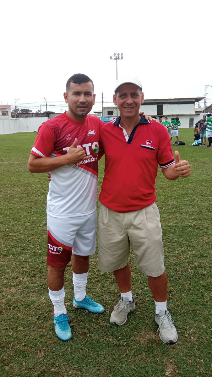 Deny_Giler's tweet photo. Agradecido por el apoyo de 100pre Tio https://t.co/cHhyKIqH9X