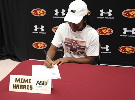 AaronFrana's tweet photo. Congratulations to Matthew Luoma (Penn State) and Mimi Harris (Alabama State) on signing their National Letter of Intent to play Volleyball at the Division 1 level! #ROLLPR1DE #EmbraceTheChase https://t.co/h8N0YATld4