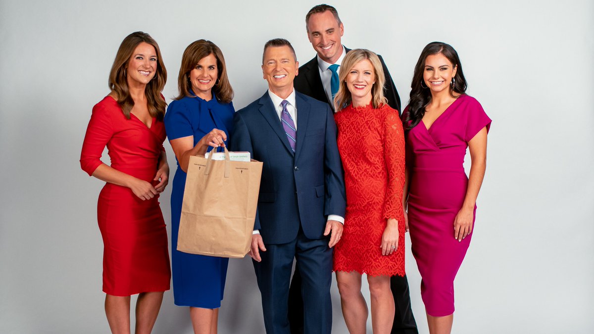 Please help our our neighbors in need by donating food at Fr. Carr's Place 2B in Oshkosh today until 5pm. Tomorrow we will collect for St. Joseph Food Program at Woodman's in Appleton. #fox11news #fox11foodproject