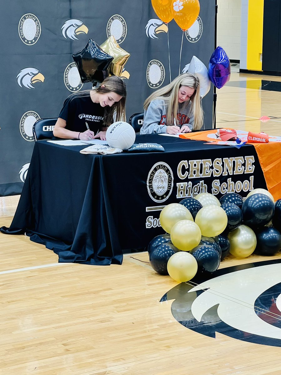 Chesnee_Eagles's tweet photo. Signing day for Kaitlin Barrett (Volleyball) to Anderson University and Sydney Roberts (Golf) to Clemson University. We are proud of these young ladies to go on and represent our community! #clemsontigers #clemsongolf #andersonuniversity #andersonvolleyball #chesneeeagles https://t.co/7npxWEw2uZ
