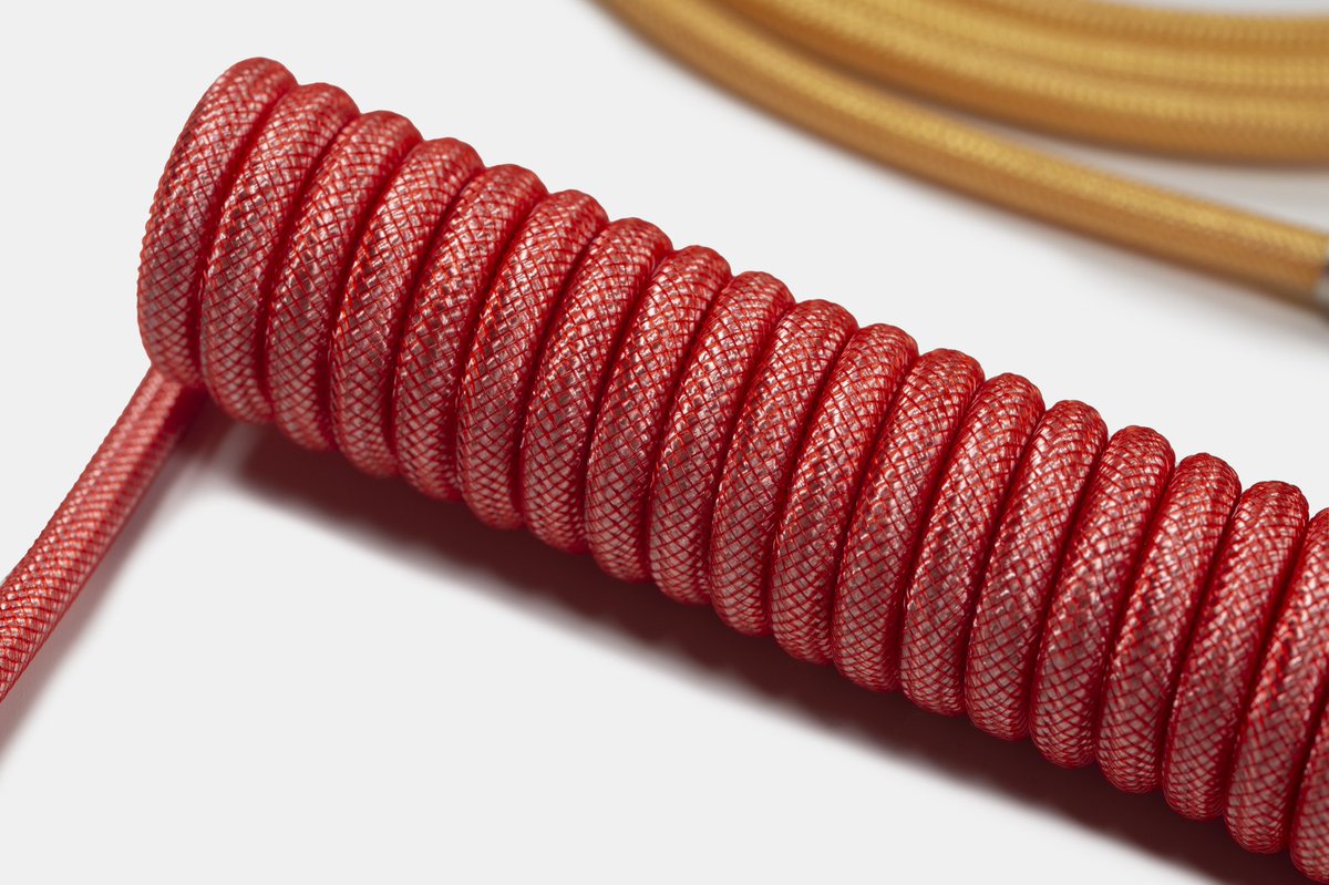 GadgetsMomoka's tweet photo. MOMOKA Festival Cable Giveaway. Giveaway, follow me and retweet this to enter. Winner will be chosen in 24h. It’s now only 22USD with shipping Incl. With a coupon. https://t.co/432wVxQEkT https://t.co/qTsZ1OptB9