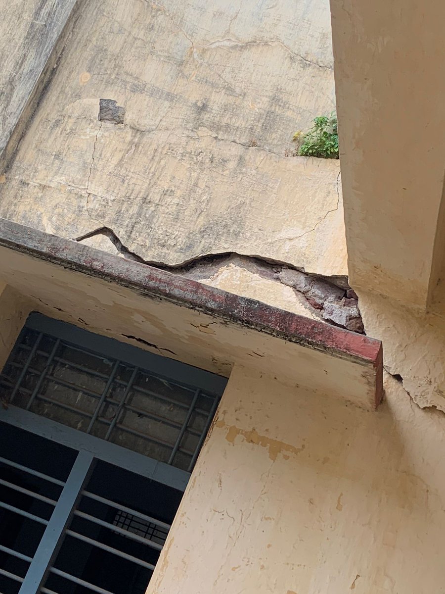sandy_1921's tweet photo. #SAVE_Dr_GGHMC(DR GURURAJU GOVERNMENT HOMOEOPATHIC MEDICAL COLLEGE, GUDIVADA)
#jagan #IamKodaliNani #Pawanakalyan #bbcnews #Pawanakalyan #moyush #Modi #Sonusood #TV9Telugu #NTVNews #bbcnews #Hindu #Homoeopath #Homoeopathie #Sonusood https://t.co/6PW0vGPqwb https://t.co/CdJ0PqYedO