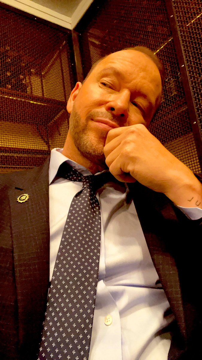 Donnie Wahlberg tweet media