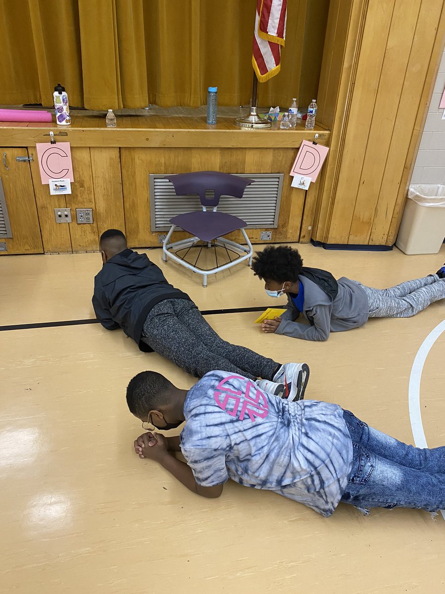 Mrs_CoachBrown's tweet photo. Fun in gym class today! @CWChamps @chrisyfraz #wearewayne https://t.co/H60ZFgv7C5